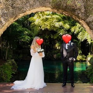 Vera Wang wedding dress. Size 6